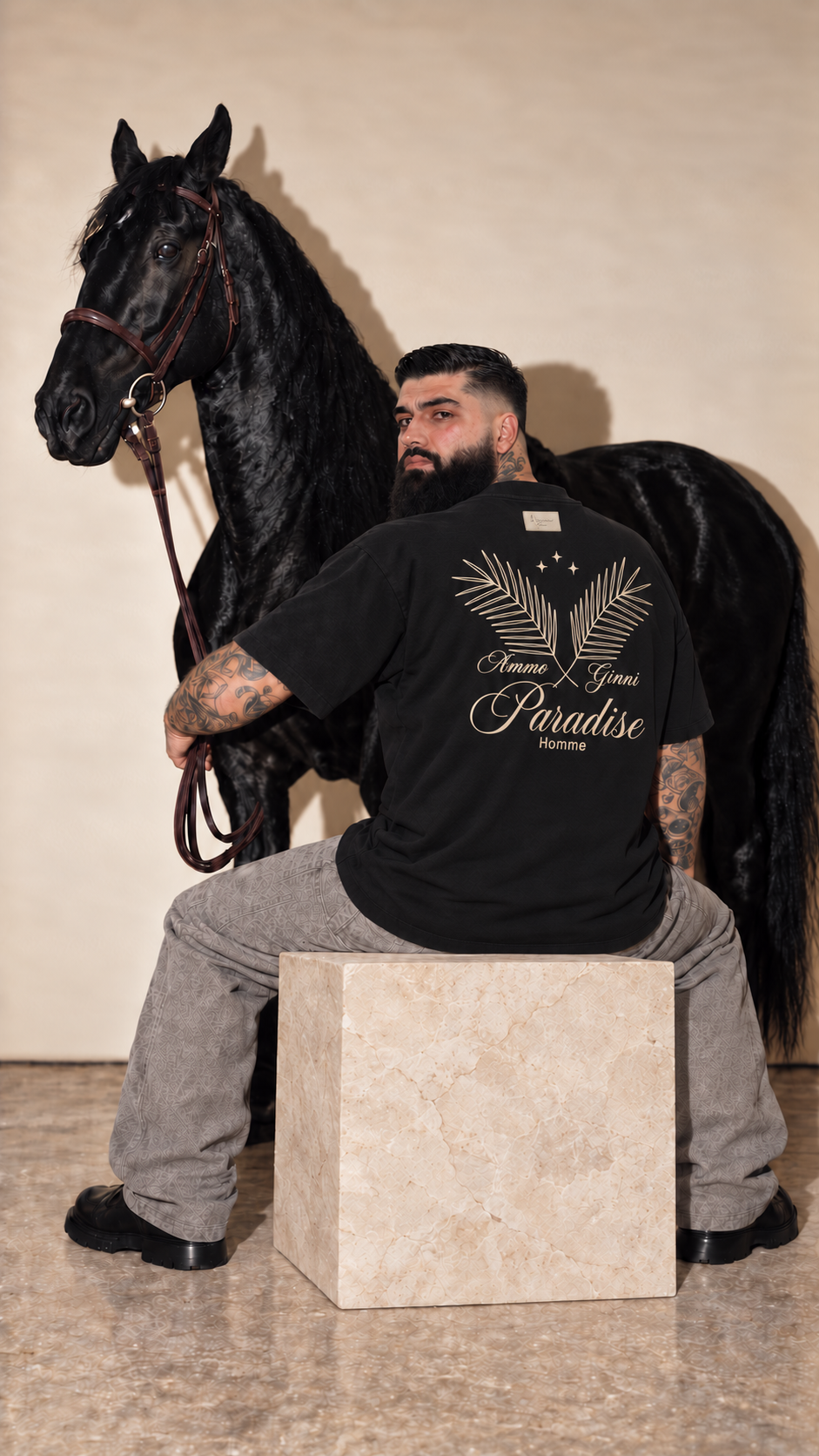 Schwarzes Oversized T-Shirt Paradise V2 mit Dschungel Print Vorderseite – AmmoGinni kaufen